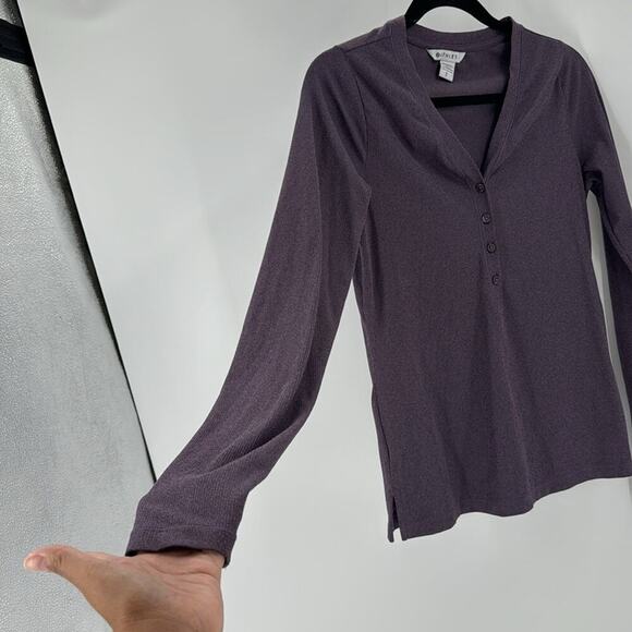 Athleta Untempo Ribbed Henley Long Sleeve Tee purple casual  thumb holes size S - Picture 7 of 8